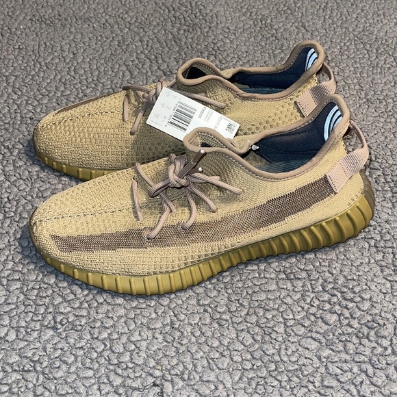 New with tags Yeezy main image 5